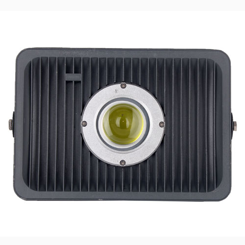 你還在傻傻分不清LED投光燈與泛光燈？